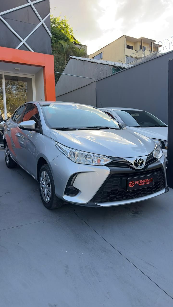 TOYOTA YARIS XL — foto 2