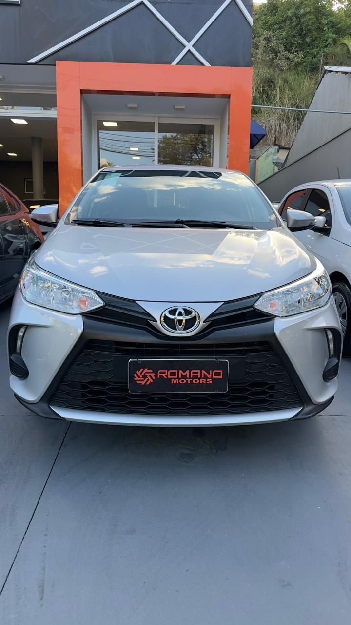 TOYOTA YARIS XL — foto 5