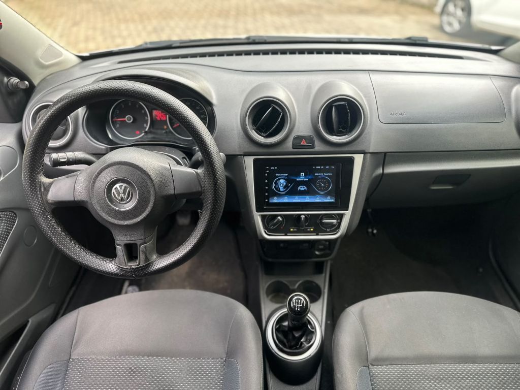 VOYAGE 1.6/1.6 City  Mi Total Flex 8V 4p — foto 2