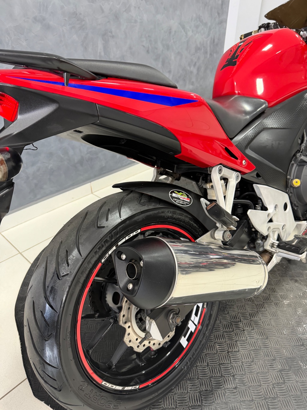 CBR 500R — foto 5