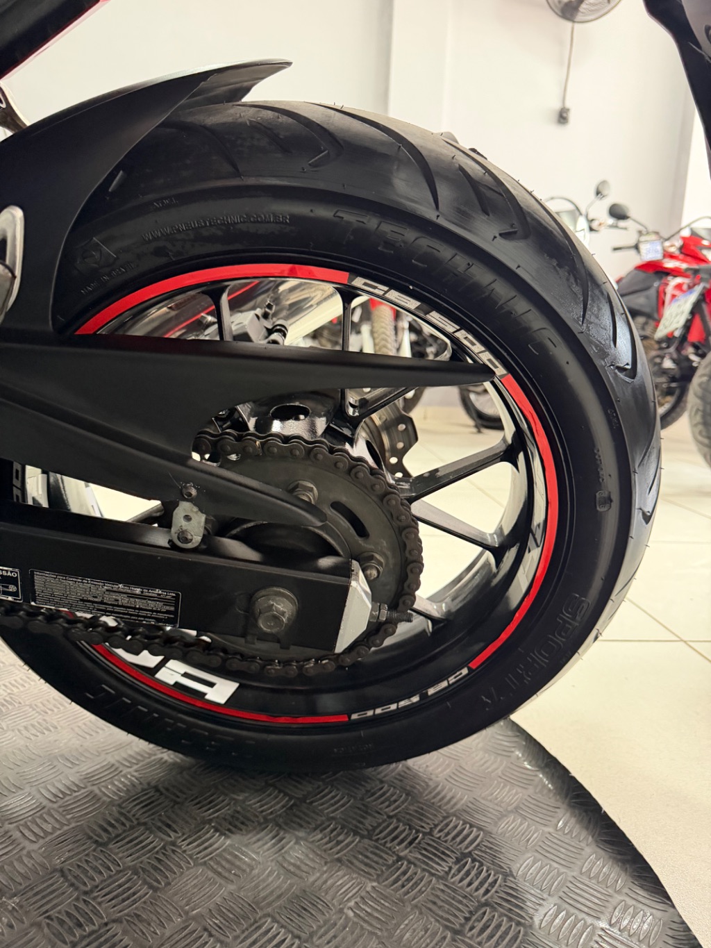 CBR 500R — foto 10