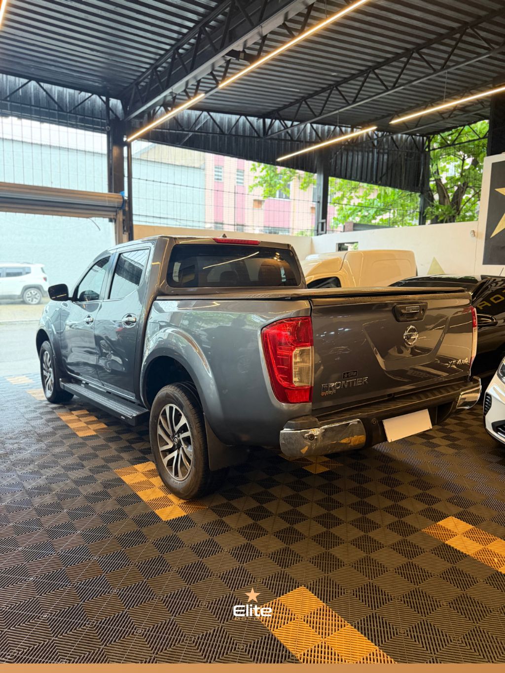 Frontier XE CD 4x4 2.3 Bi-TB Diesel Aut. — foto 10