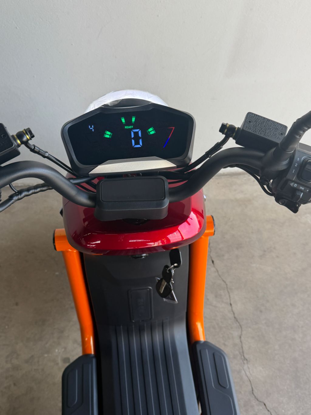 AG08/ U2 elétrico com motor 1000w velocidade maxima de 32km. — foto 5