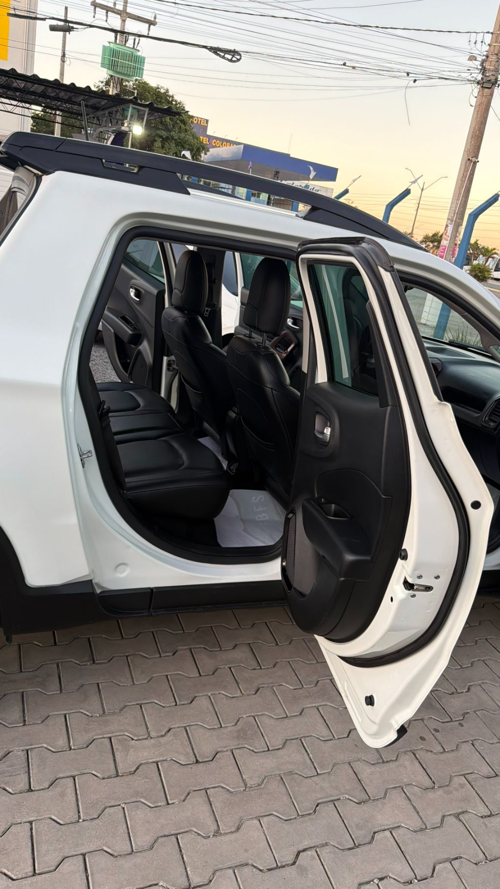 Toro Freedom 1.8 16V Flex Aut. — foto 13