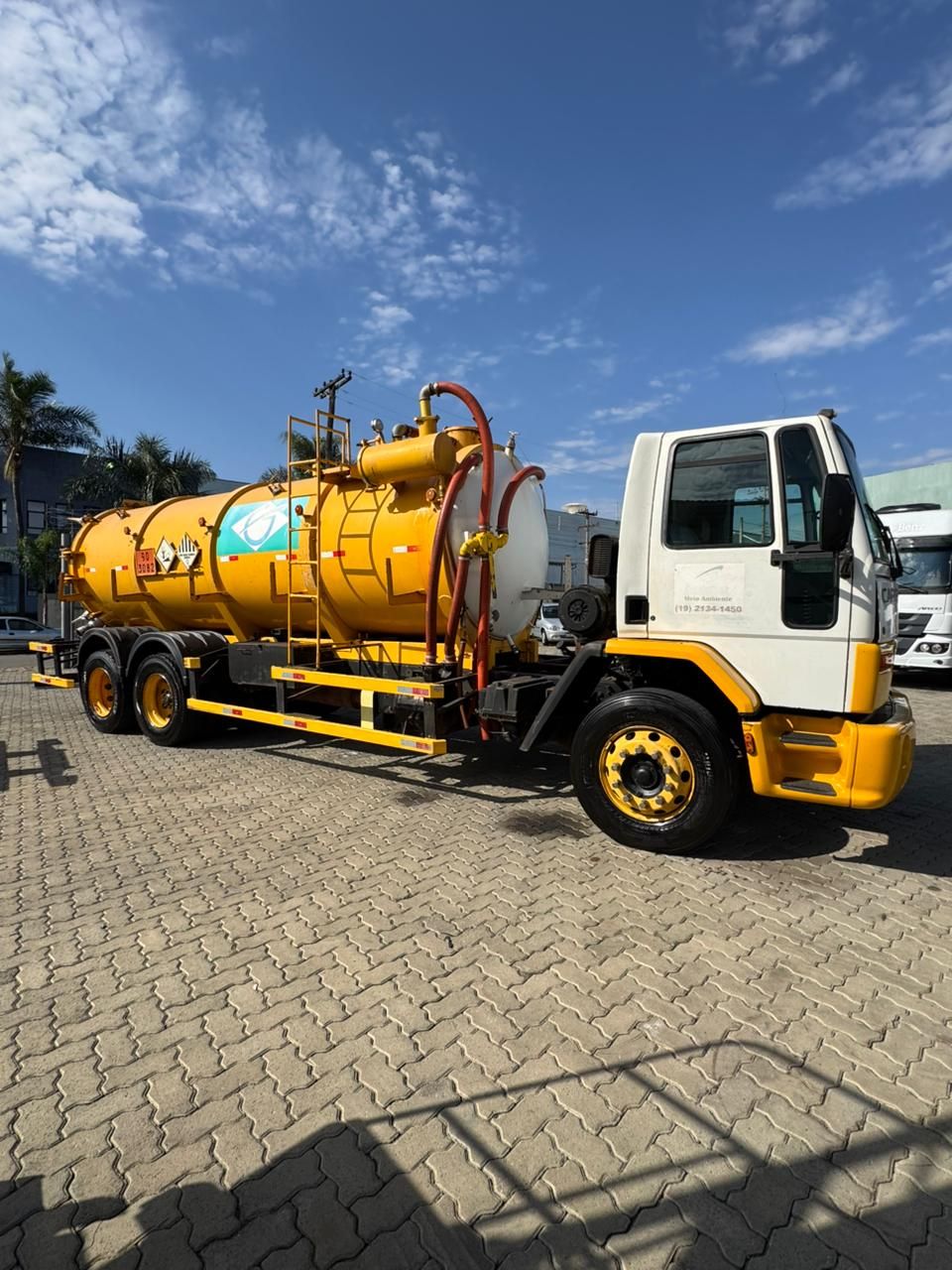 FORD CARGO 2422 - LIMPA FOSSA — foto 4