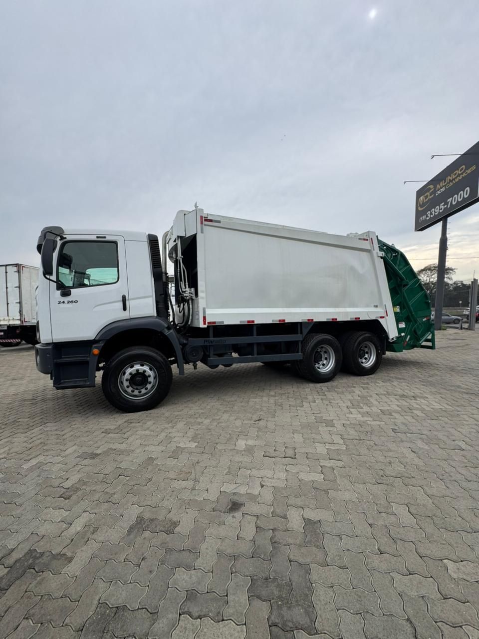 24-260 E Constel. 6x2 Compactador — foto 5