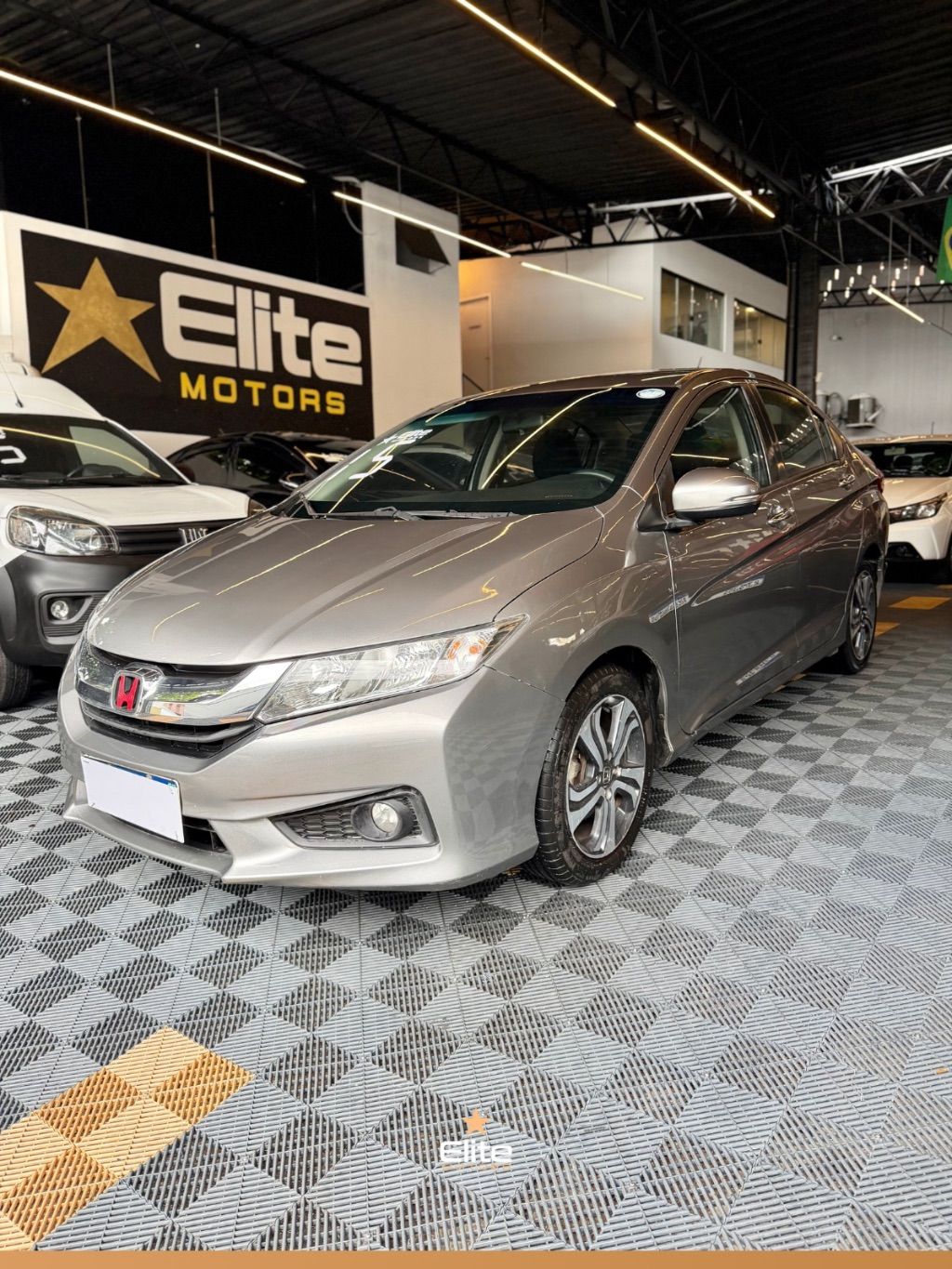 CITY Sedan EX 1.5 Flex 16V 4p Aut. — foto 4