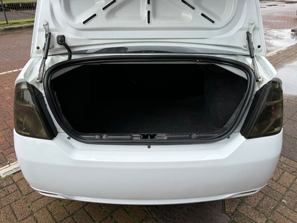 FORD FIESTA SEDAN 1.6 2014 FLEX — foto 2