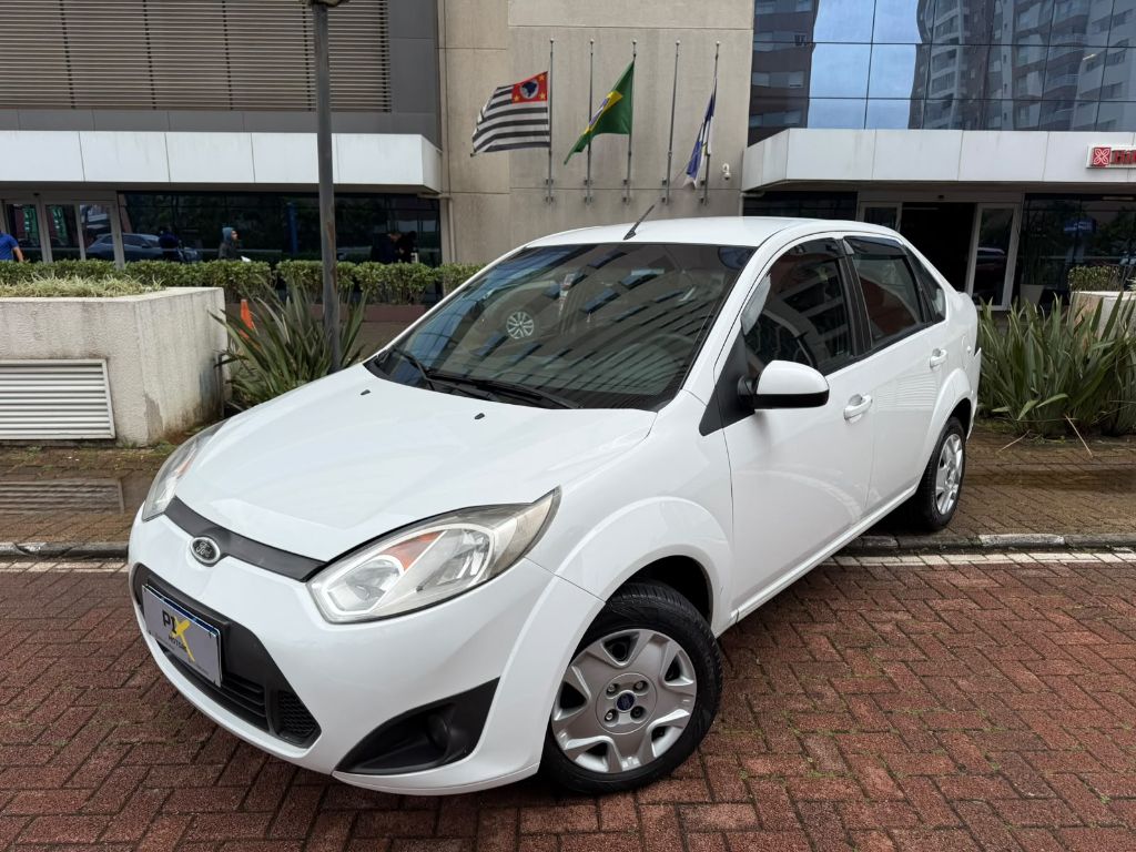 FORD FIESTA SEDAN 1.6 2014 FLEX — foto 9