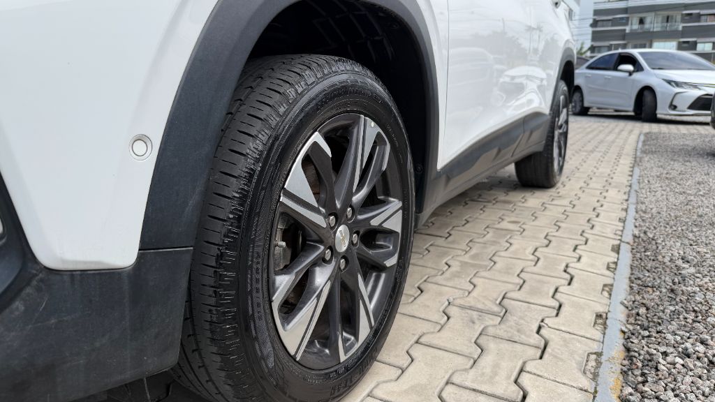 TRACKER Premier 1.2 Turbo 12V Flex Aut. — foto 13