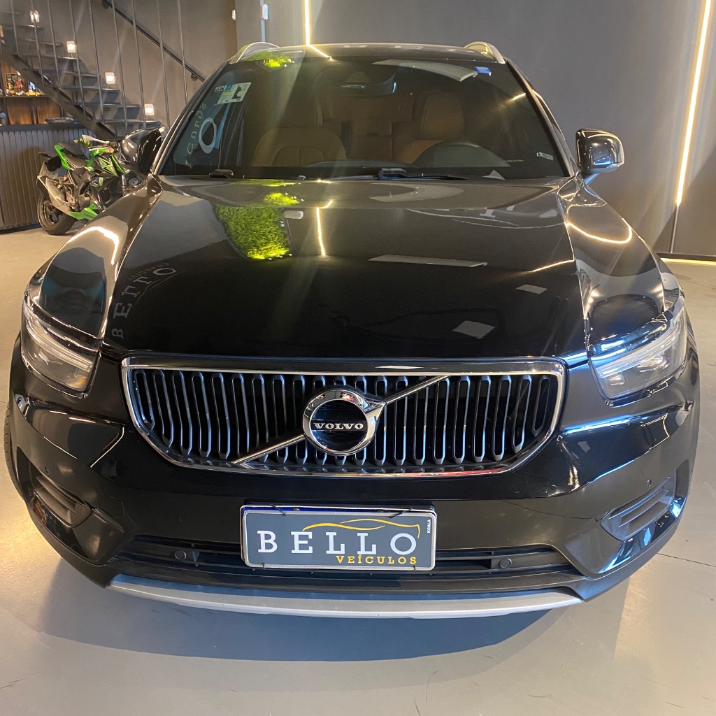 XC 40 T-4 MOMENTUM 2.0 190cv FWD — foto 2