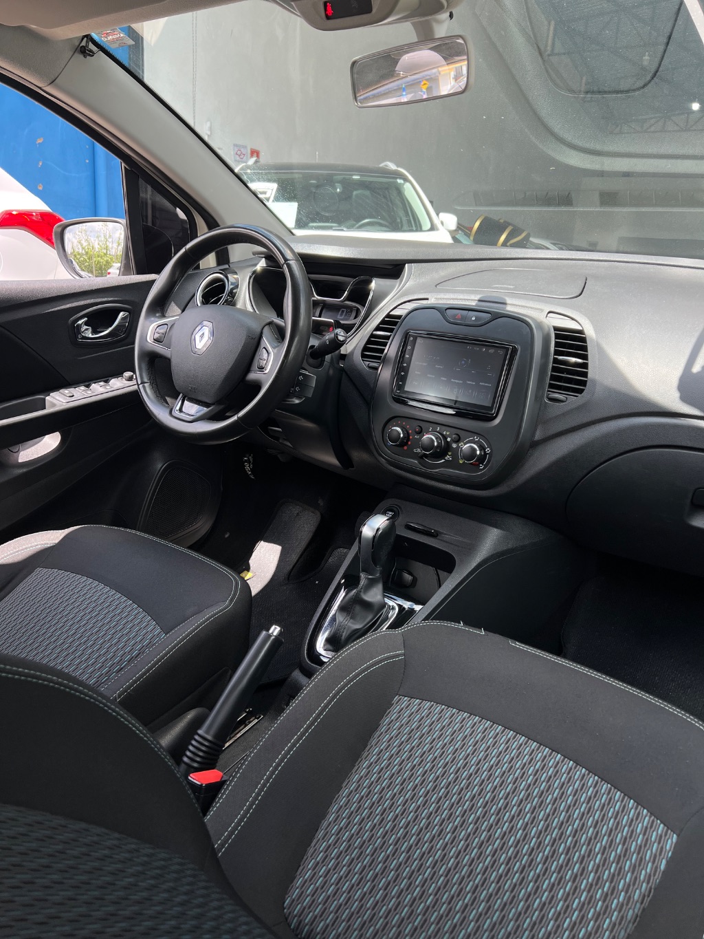 CAPTUR Life 1.6 16V Flex 5p Aut. — foto 9