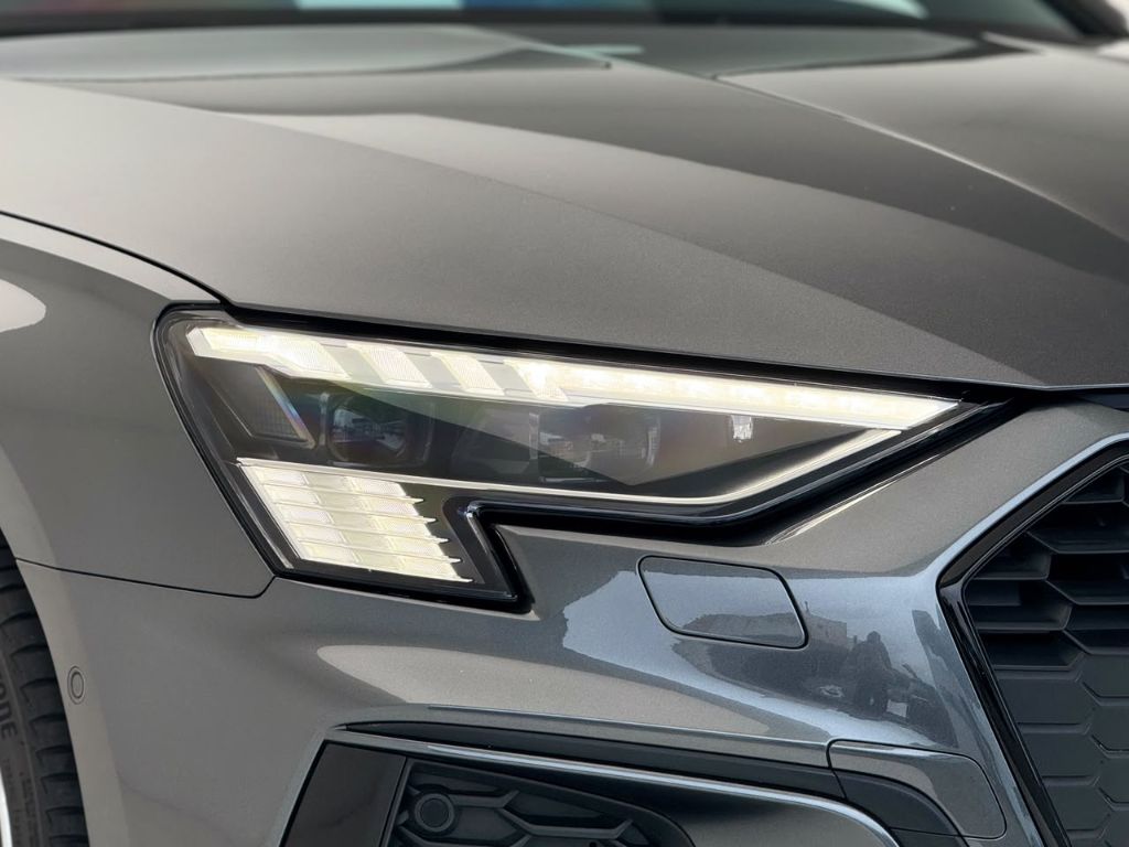 A3 Sed.Perf. Black 2.0 TFSI S-tr. (Hib.) — foto 4
