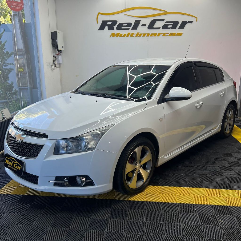 CRUZE LT 1.8 16V FlexPower 4p Mec. — foto 1