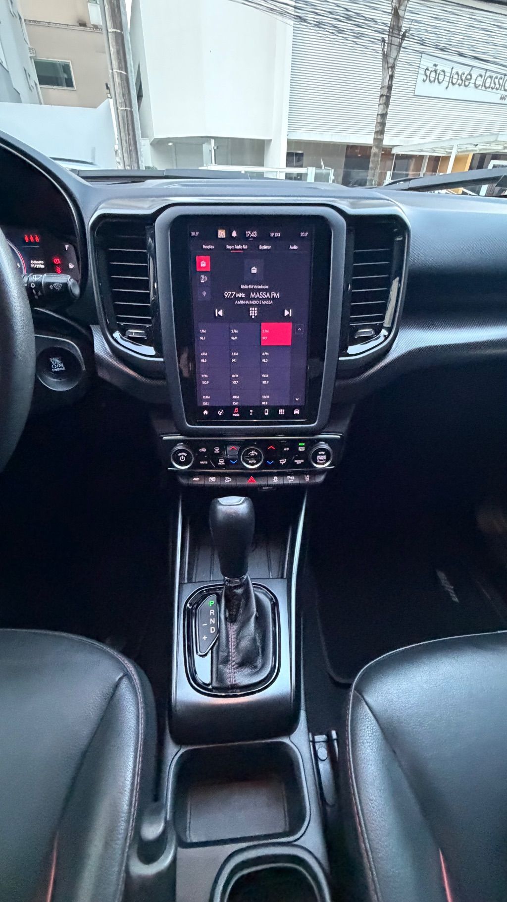 Toro Ultra 2.0 16V 4x4 TB Diesel Aut. — foto 12