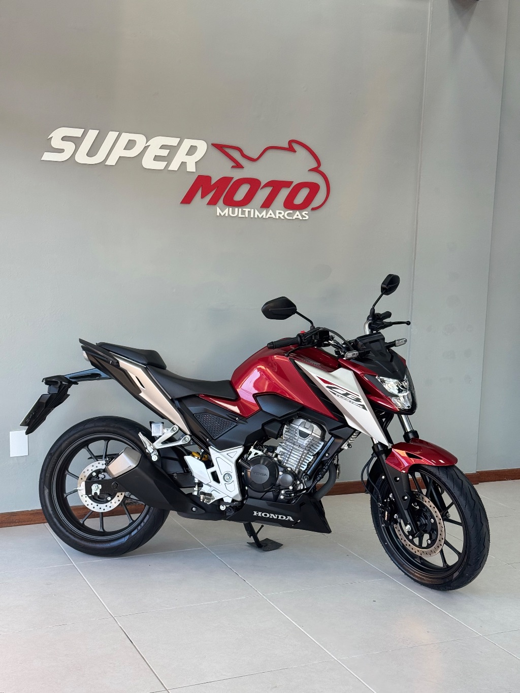 CB 300F Twister Flex — foto 4