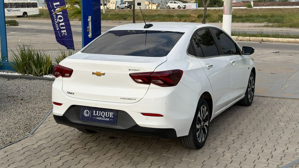 ONIX SED. Plus PREM. 1.0 12V TB Flex Aut — foto 6