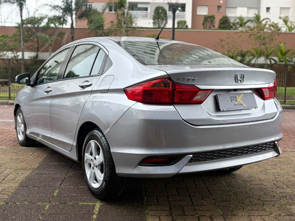 HONDA CITY 1.5 PERSONAL 2018 FLEX  — foto 17