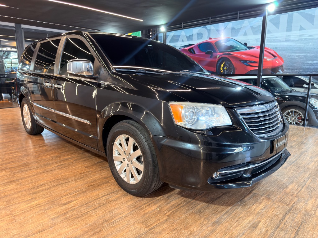 TOWN & COUNTRY Limited 3.8 /3.6 V6 Aut. — foto 4