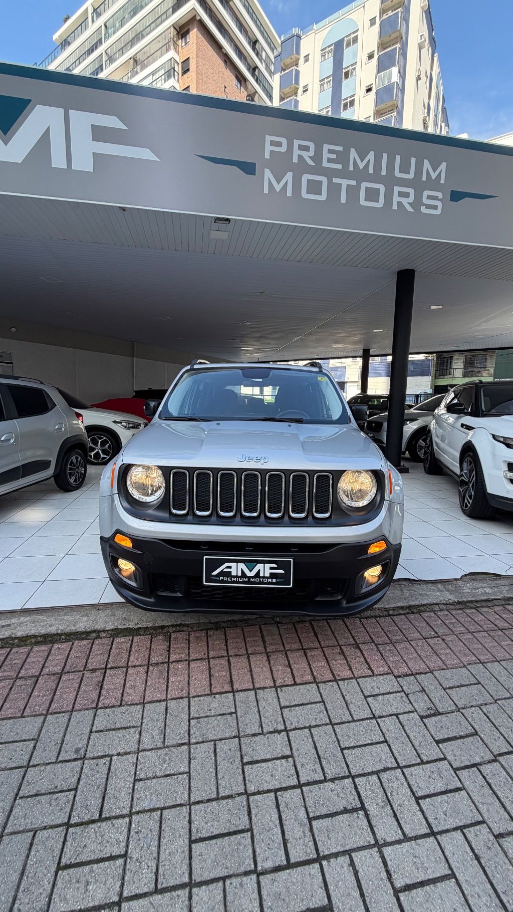 Renegade Sport 1.8 4x2 Flex 16V Aut. — foto 5