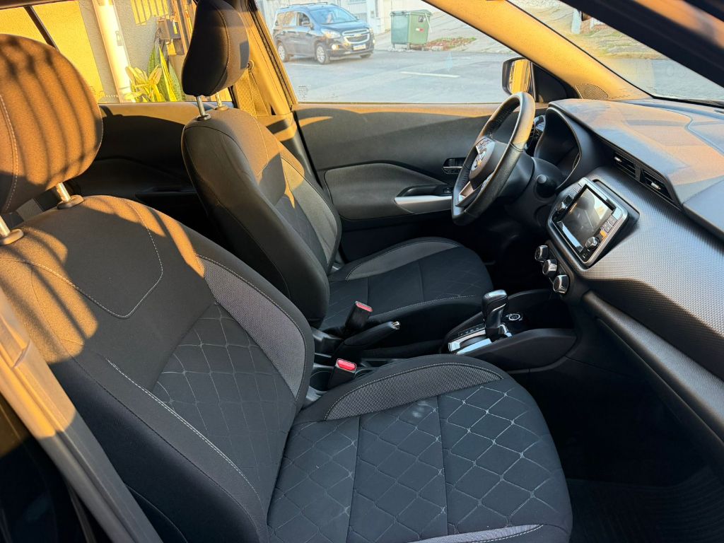 KICKS SV 1.6 16V FlexStar 5p Aut. — foto 8