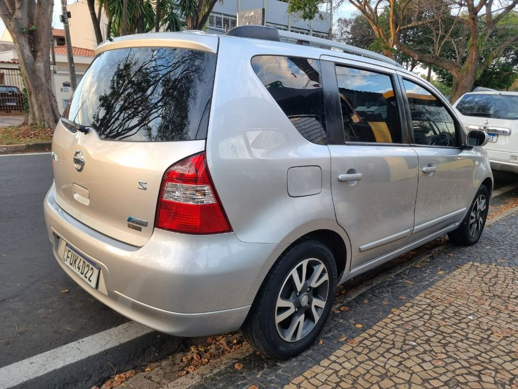 LIVINA S 1.8 16V Flex Fuel Aut. — foto 8