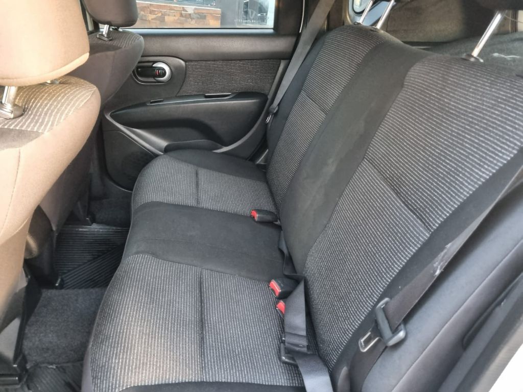 LIVINA S 1.8 16V Flex Fuel Aut. — foto 5