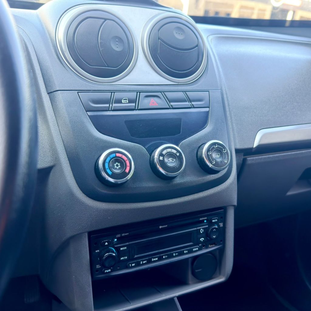 AGILE LTZ 1.4 MPFI 8V FlexPower 5p — foto 15
