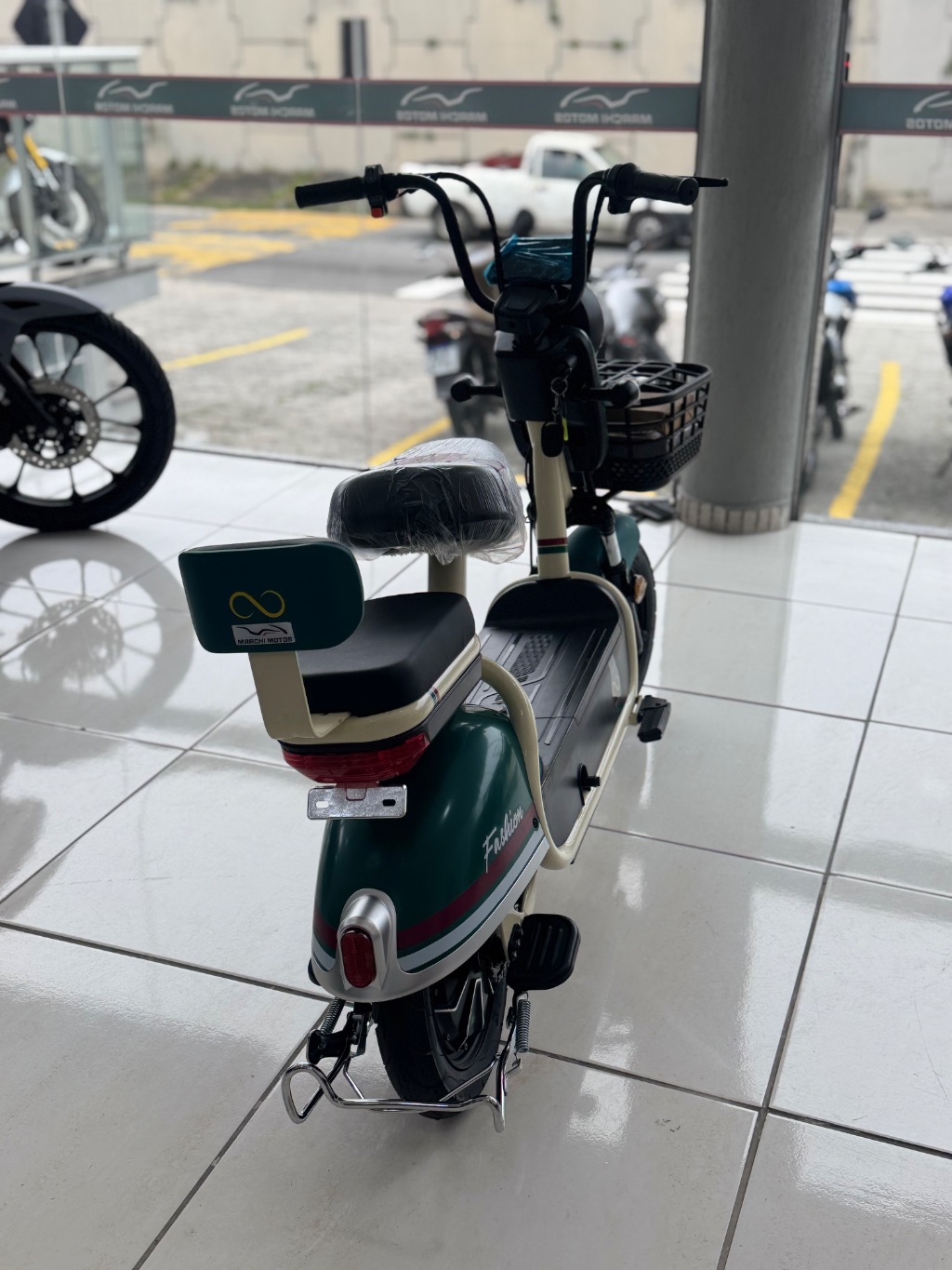 SCOOTER A-10 — foto 3