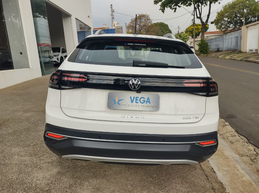 Nivus Highline 1.0 200 TSI Flex Aut. — foto 4