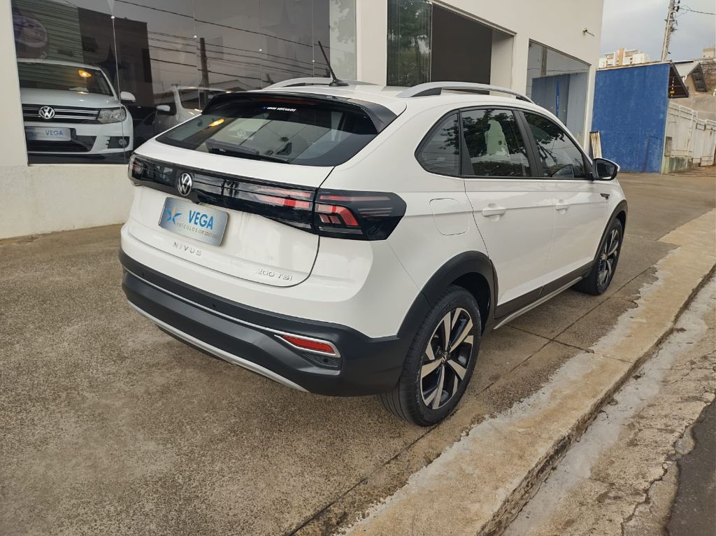 Nivus Highline 1.0 200 TSI Flex Aut. — foto 2