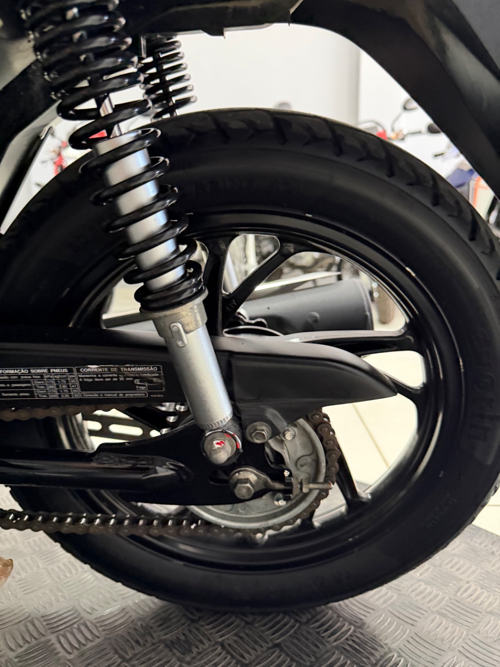 BIZ 125 — foto 10