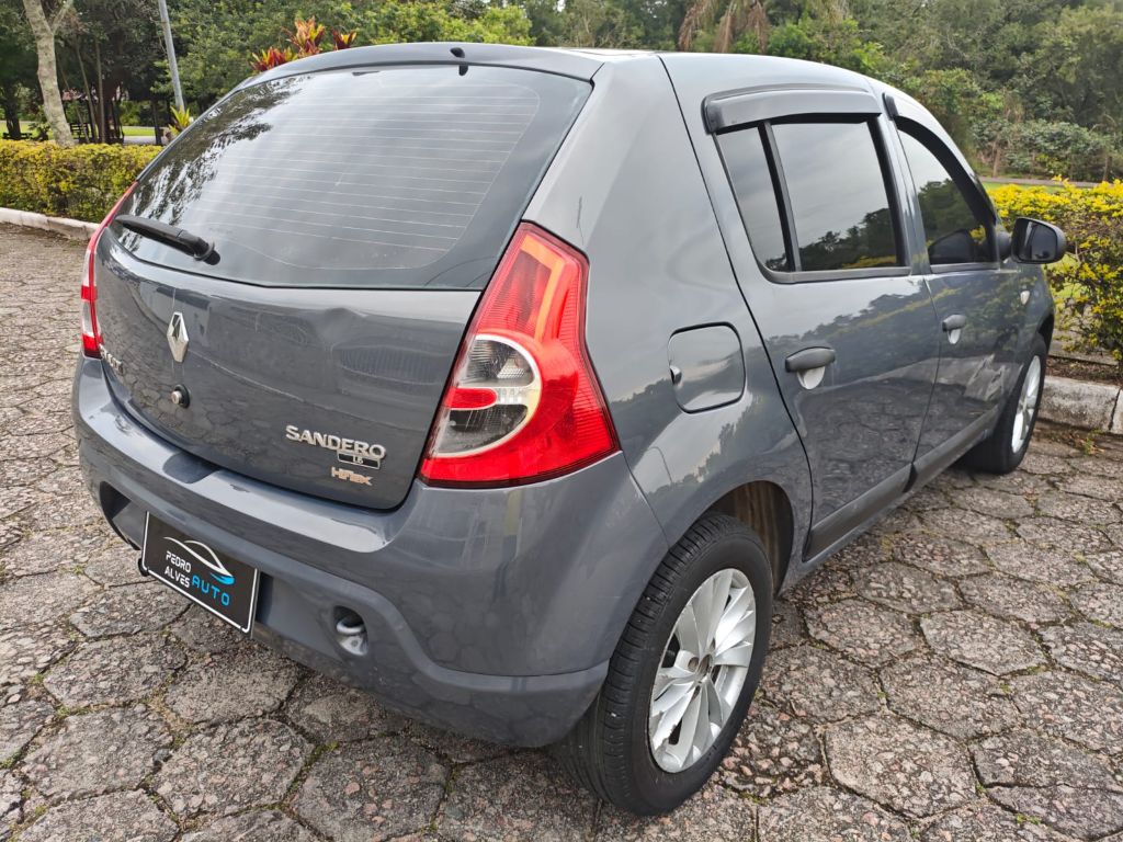 SANDERO Expression Hi-Flex 1.6 8V 5p — foto 4