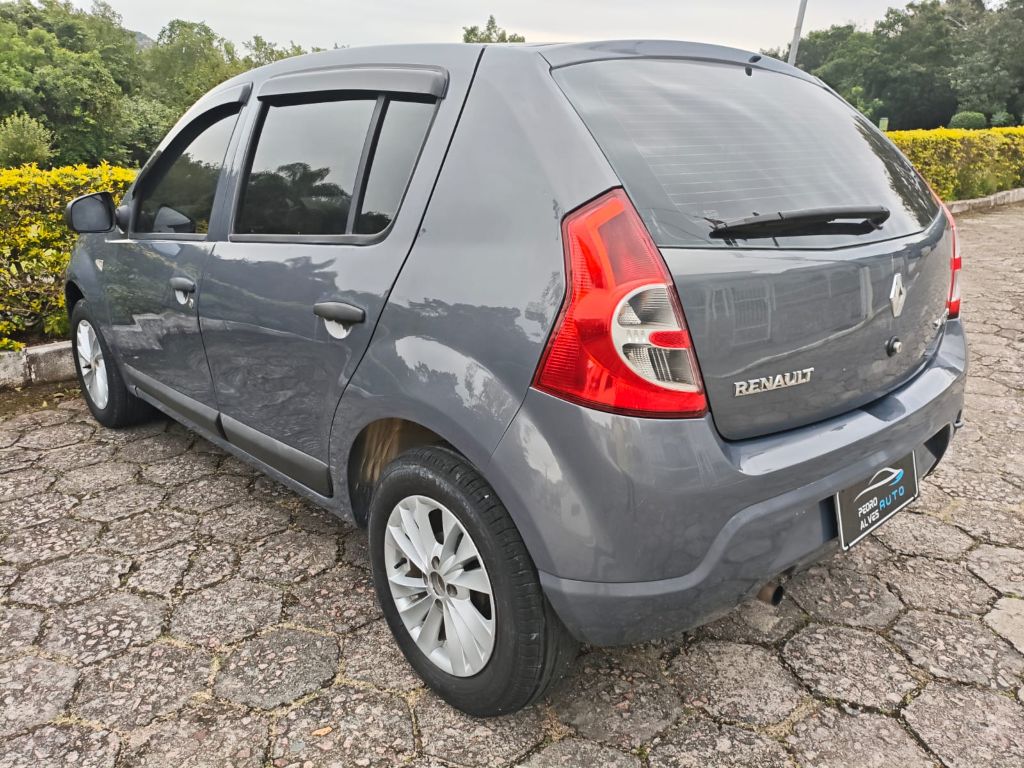 SANDERO Expression Hi-Flex 1.6 8V 5p — foto 5