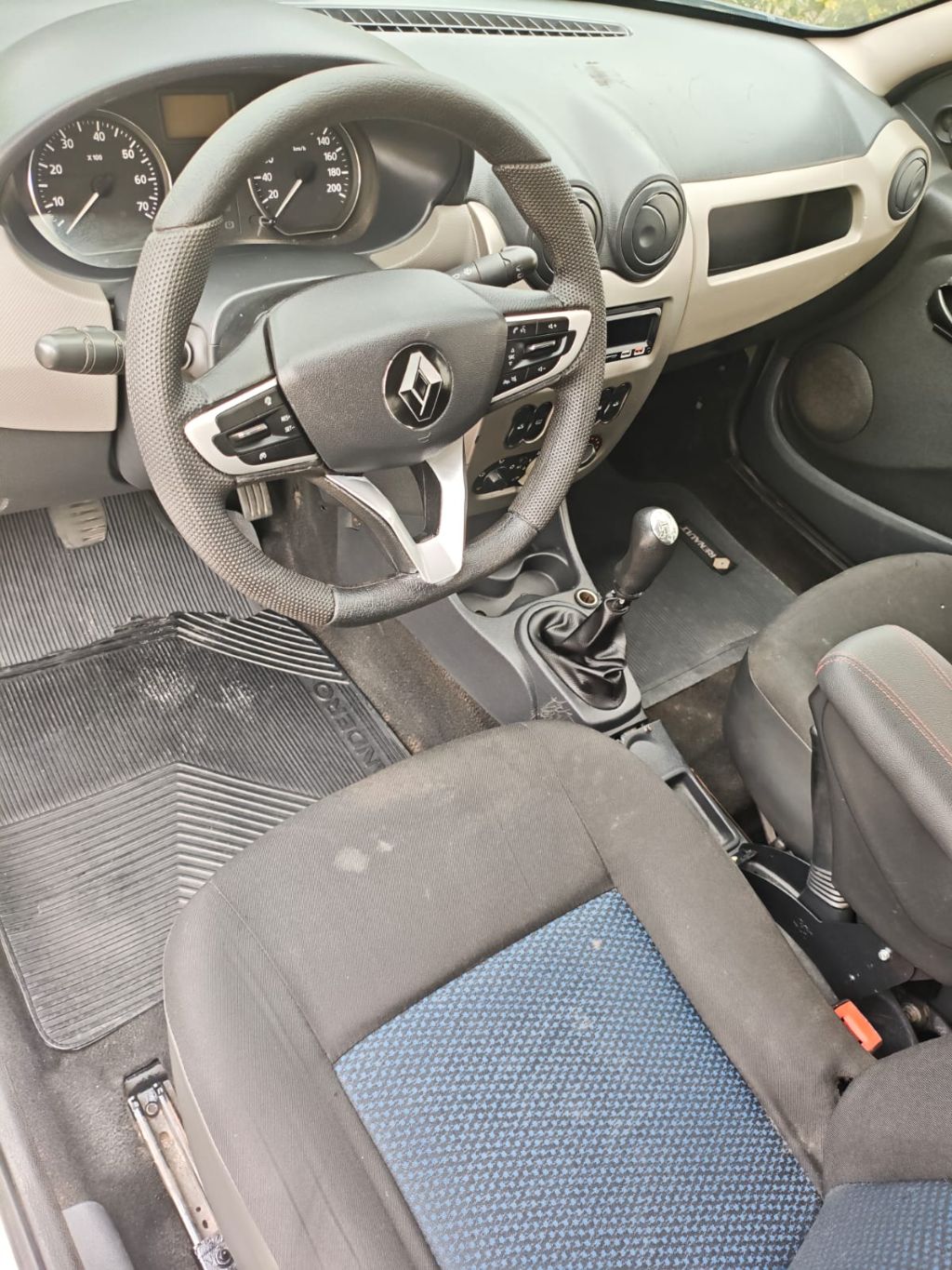 SANDERO Expression Hi-Flex 1.6 8V 5p — foto 9