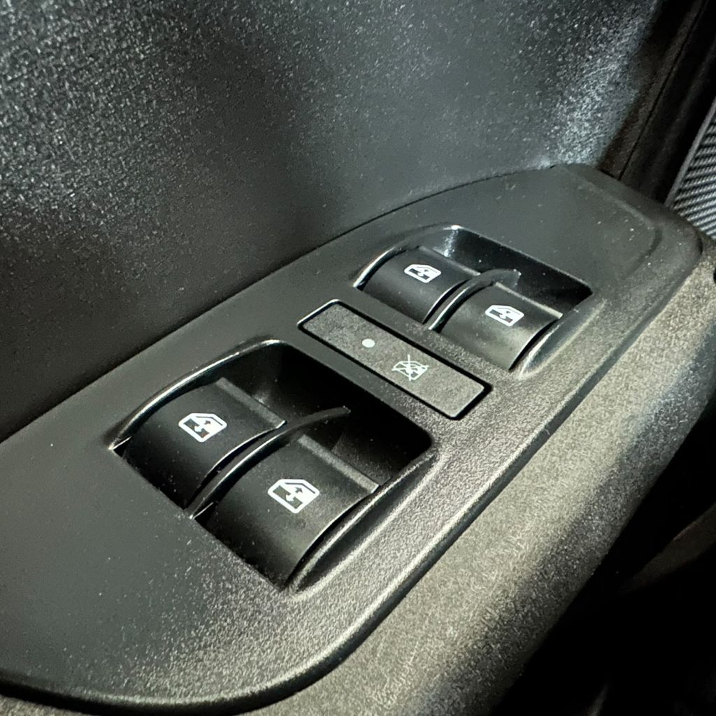 CRONOS DRIVE 1.3 8V Flex Aut. - foto 18
