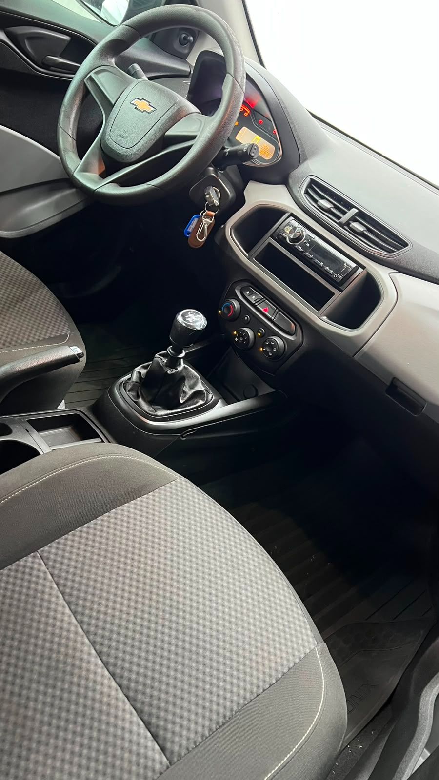 ONIX HATCH Joy 1.0 8V Flex 5p Mec. — foto 8
