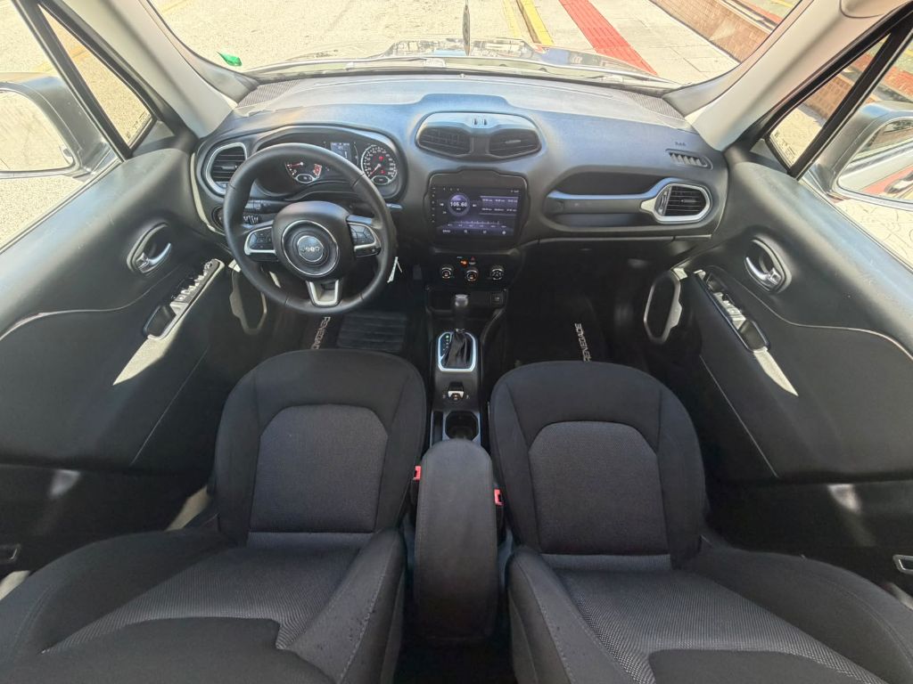 Renegade 1.8 4x2 Flex 16V Aut. — foto 16