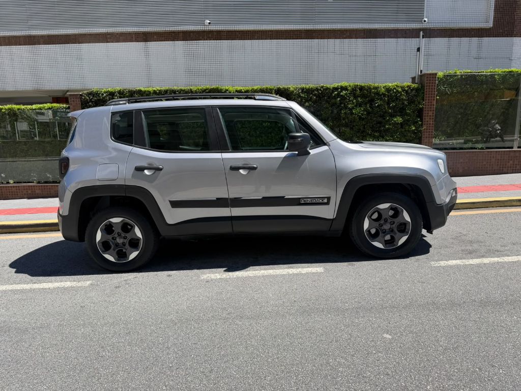 Renegade 1.8 4x2 Flex 16V Aut. — foto 7