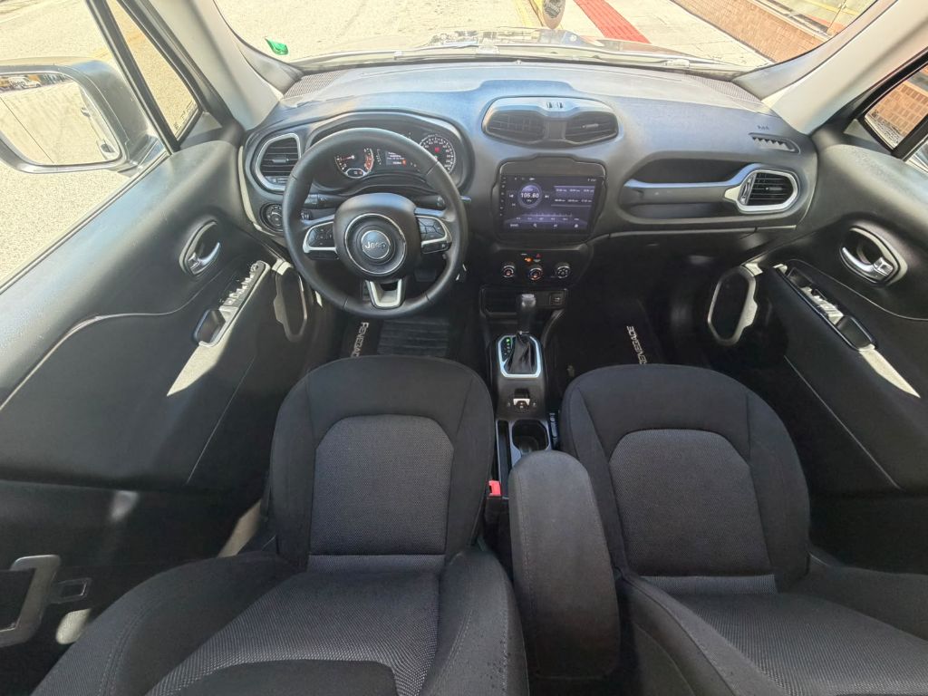 Renegade 1.8 4x2 Flex 16V Aut. — foto 15