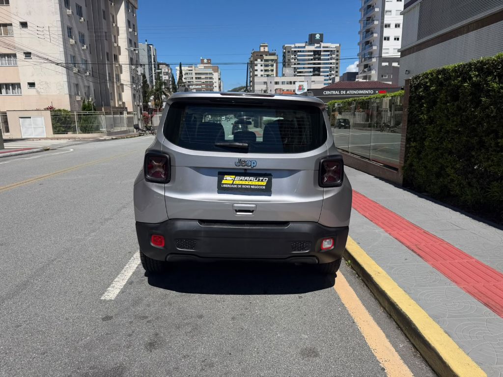 Renegade 1.8 4x2 Flex 16V Aut. — foto 5