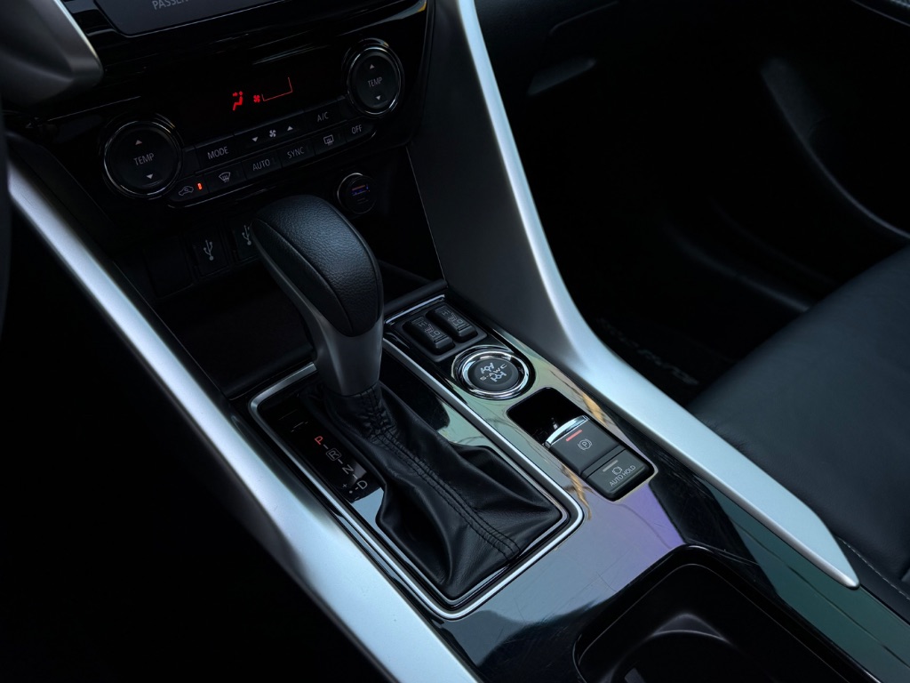 Eclipse Cross HPE-S 1.5 AWC 165cv Aut. — foto 15