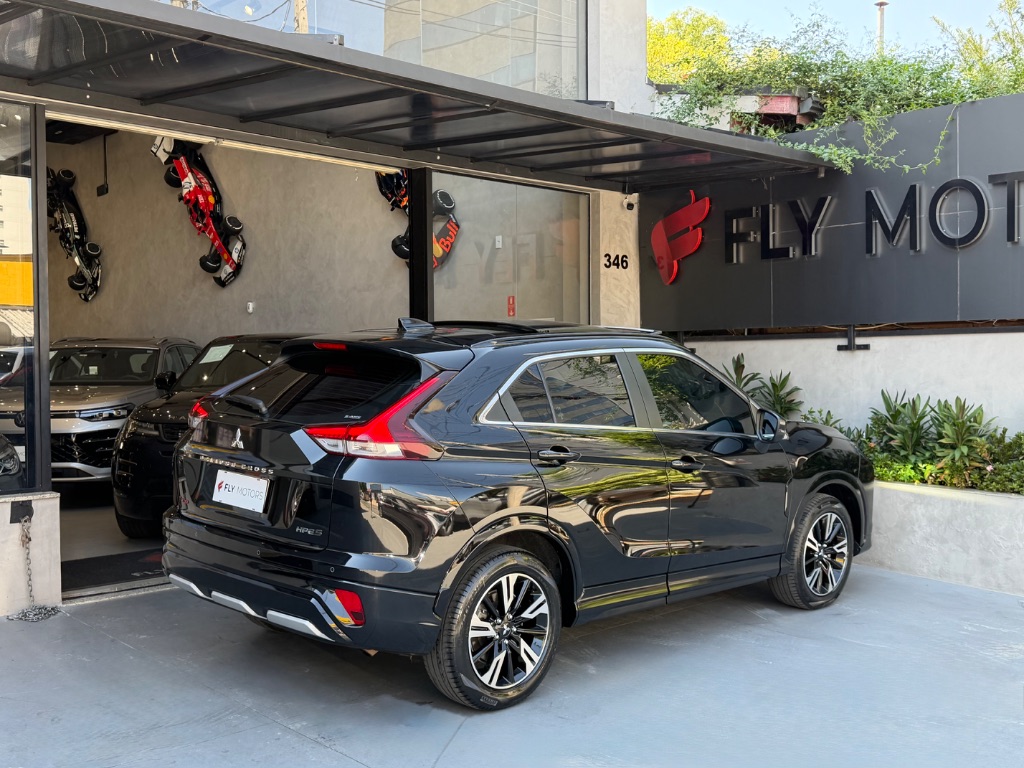 Eclipse Cross HPE-S 1.5 AWC 165cv Aut. — foto 2