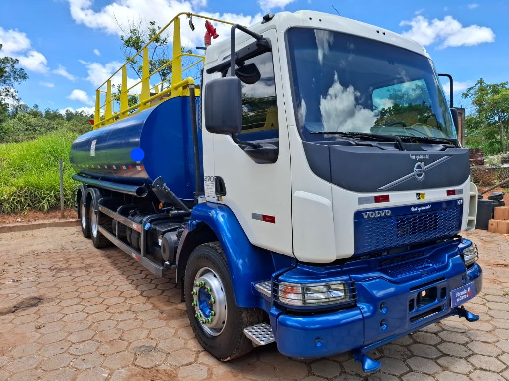 VM 270 6x4 2p (diesel) (E5) — foto 1