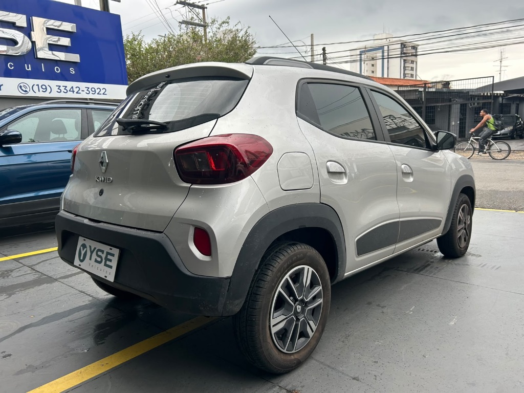 KWID Intense 1.0 Flex 12V 5p Mec. — foto 3