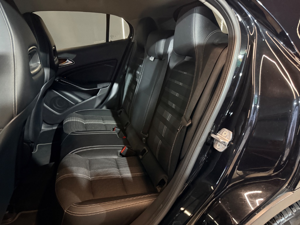 GLA 200 Advance 1.6/1.6 TB 16V Flex Aut. — foto 10