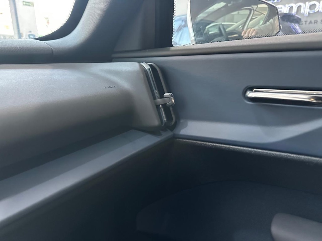 EX30 E40 Core (Elétrico) — foto 10