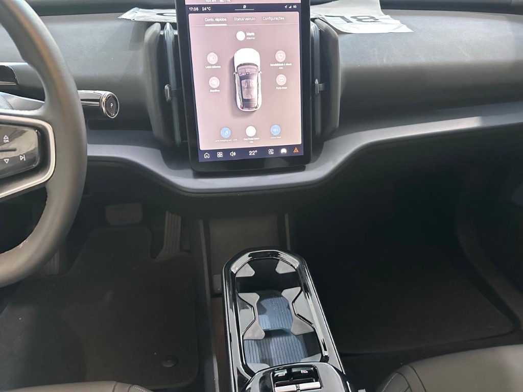 EX30 E40 Core (Elétrico) — foto 17
