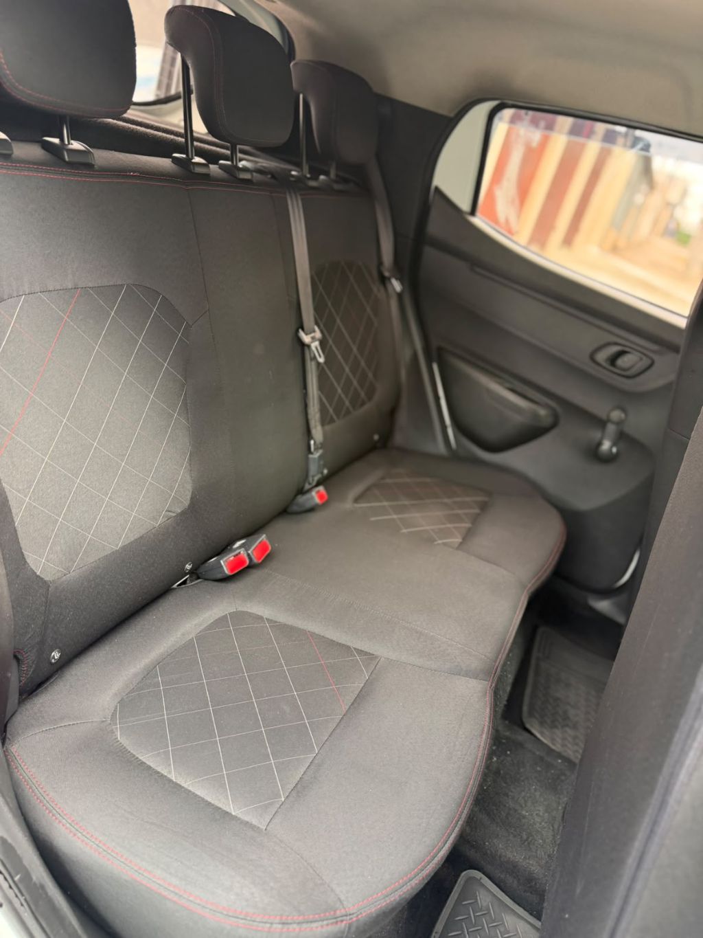 KWID Zen 1.0 Flex 12V 5p Mec. — foto 8