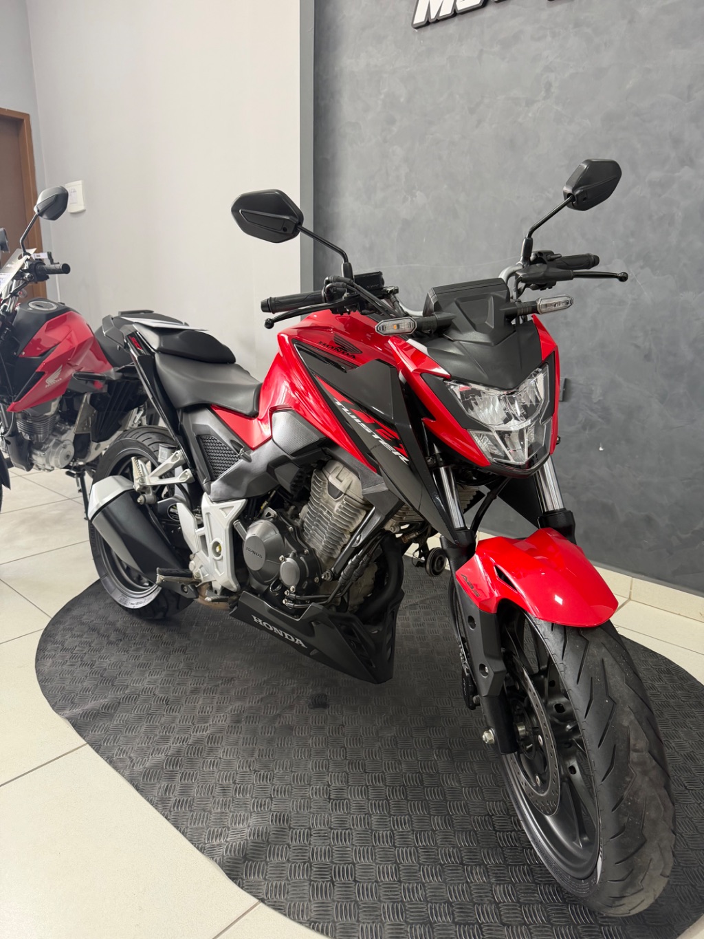 CB 300F Twister Flex — foto 6